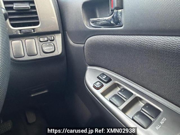 Used 2003 AT toyota wish ZNE10G Image[17]