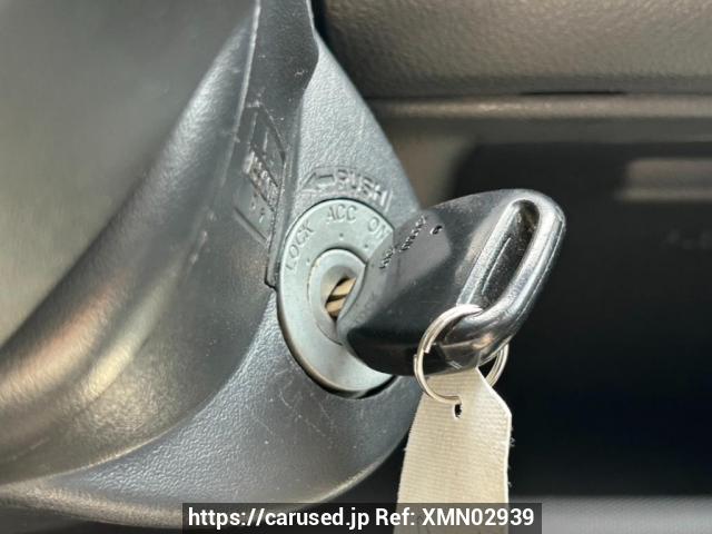 Buy Used 2004 Toyota Succeed Wagon NCP58G (XMN02939) - Carused.jp