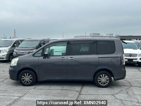 Used 2009 AT toyota noah ZRR70G Image[3]