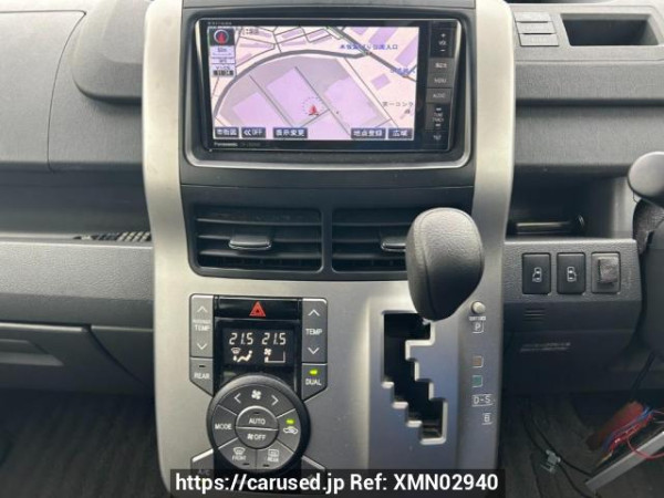 Used 2009 AT toyota noah ZRR70G Image[24]