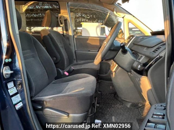 Used 2008 AT toyota noah ZRR70G Image[12]