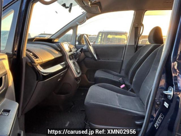 Used 2008 AT toyota noah ZRR70G Image[13]