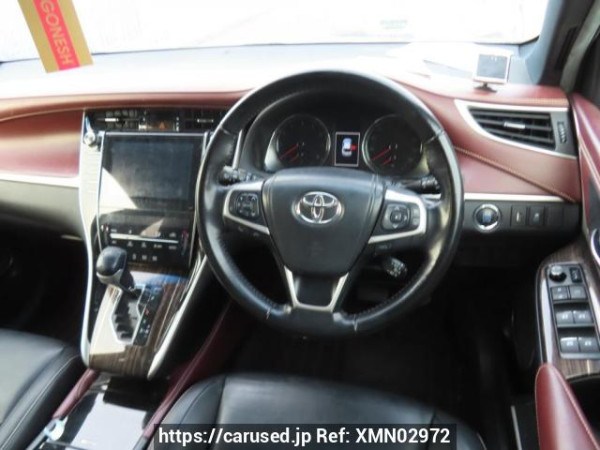 Used 2014 AT toyota harrier ZSU60W Image[16]