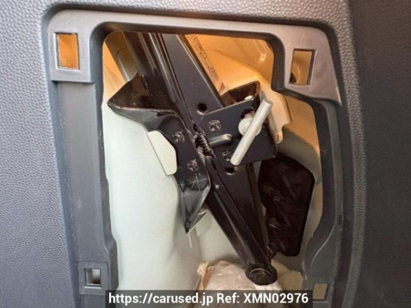 Used 2010 AT mazda demio DE5FS Image[46]