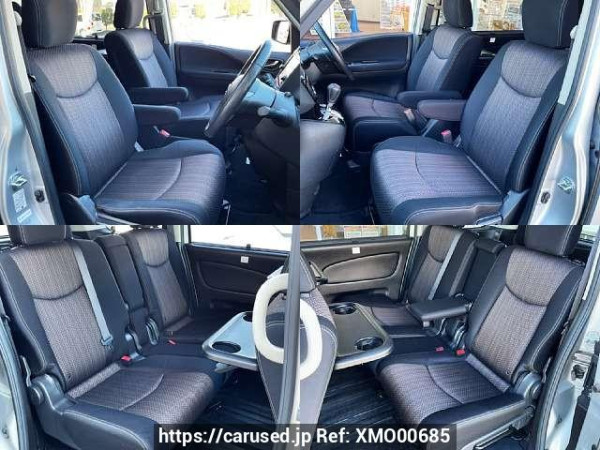 Used 2014 CVT nissan serena DAA-HFC26 Image[4]