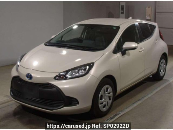 Used 2022 AT toyota aqua MXPK11 Image[0]