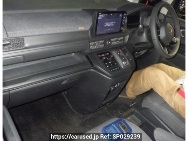 Used 2025 AT honda step-wgn RP8 Image[2]