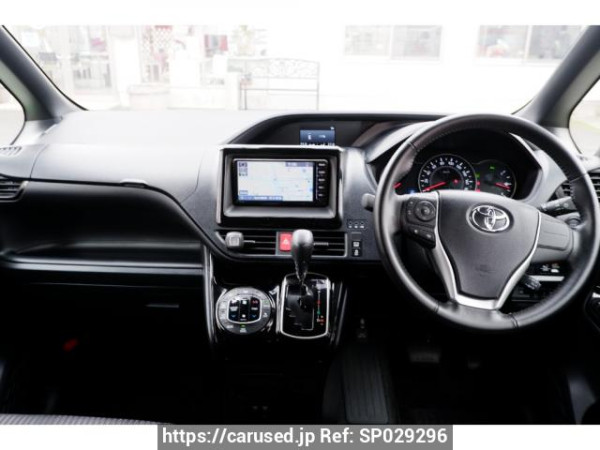 Used 2019 AT toyota noah ZRR80W Image[2]