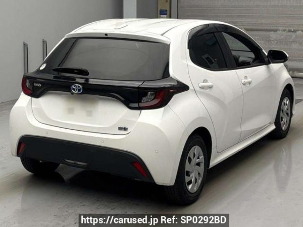 Used 2022 AT toyota yaris MXPH10 Image[1]