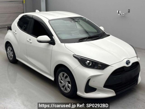 Used 2022 AT toyota yaris MXPH10 Image[2]