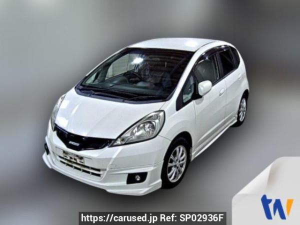 Used 2011 AT honda fit GE6 Image[0]