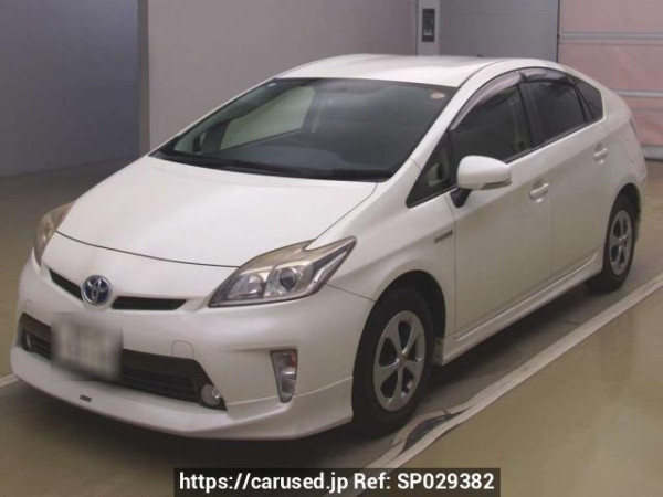 Used 2012 AT toyota prius ZVW30 Image[0]