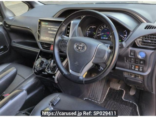 Used 2018 AT toyota voxy ZWR80W Image[2]