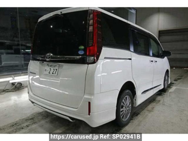 Used 2016 AT toyota esquire ZRR85G Image[1]