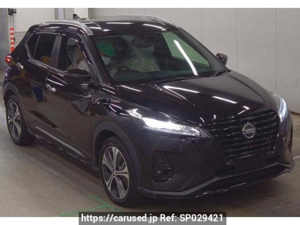Used 2022 AT nissan kix RP15 Image[0]