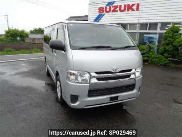 Used 2018 AT toyota regiusace-commuter GDH201V Image[1]