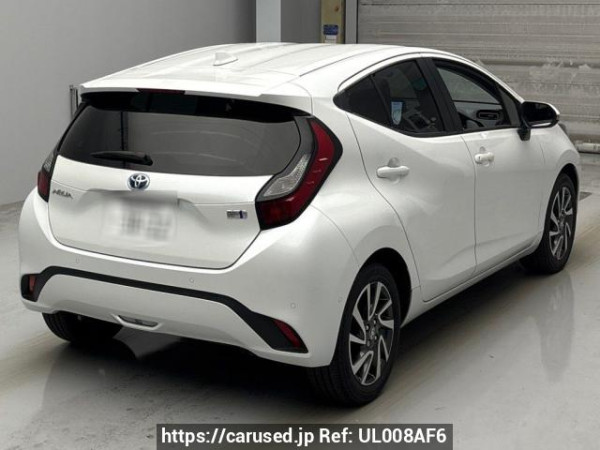 Used 2021 AT toyota aqua MXPK11 Image[1]