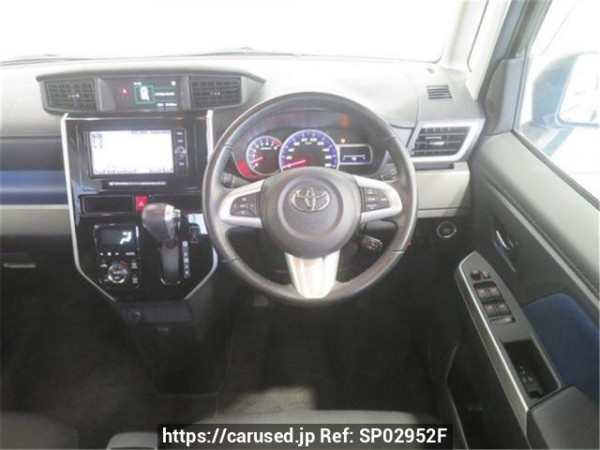 Used 2017 AT toyota tank M900A Image[2]