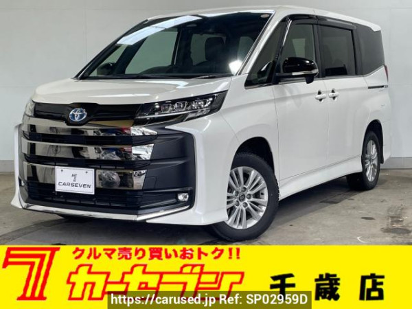 Used 2023 AT toyota noah ZWR95W Image[0]