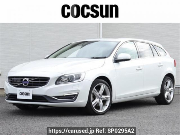 Used 2018 AT volvo v60 FD4204T Image[0]