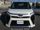 Toyota Voxy ZRR80W