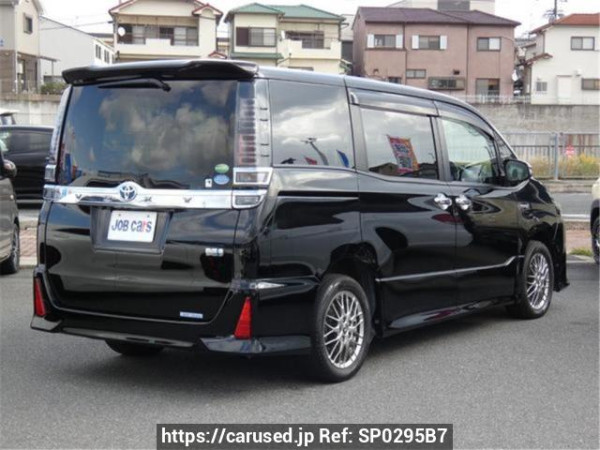 Used 2018 AT toyota voxy ZWR80W Image[1]