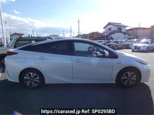 Used 2017 AT toyota prius-phv ZVW52 Image[1]
