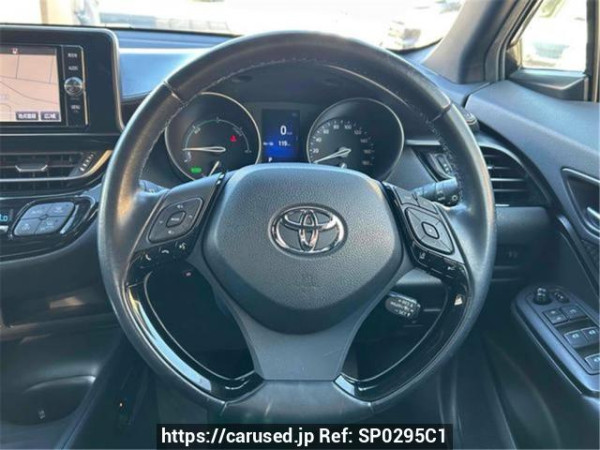 Used 2017 AT toyota c-hr ZYX10 Image[2]