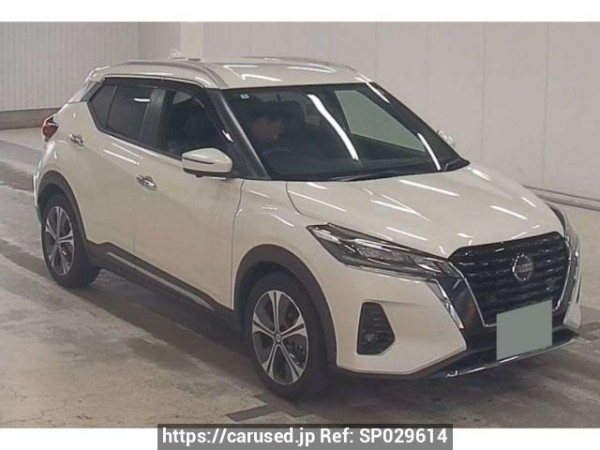 Used 2022 AT nissan kix P15 Image[0]
