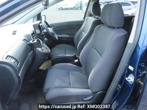 Used 2004 AT toyota wish ZNE10G Image[17]