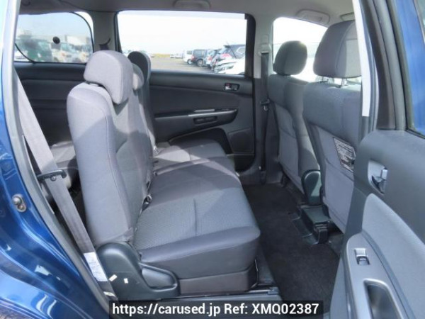 Used 2004 AT toyota wish ZNE10G Image[18]
