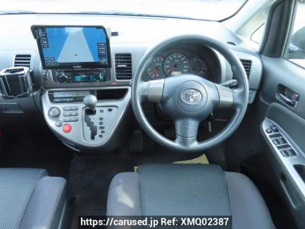 Used 2004 AT toyota wish ZNE10G Image[24]