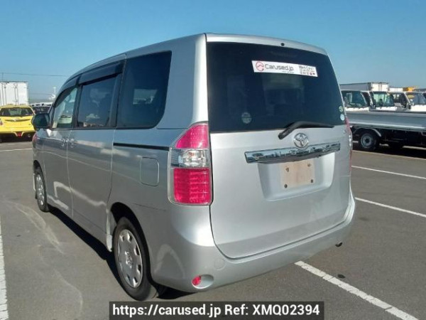 Used 2008 AT toyota noah ZRR70G Image[4]