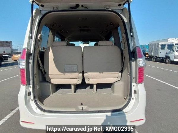 Used 2008 AT toyota noah ZRR70W Image[8]