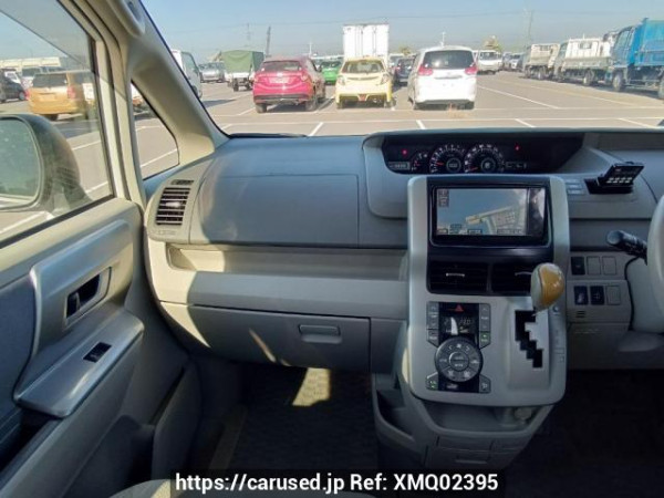 Used 2008 AT toyota noah ZRR70W Image[21]