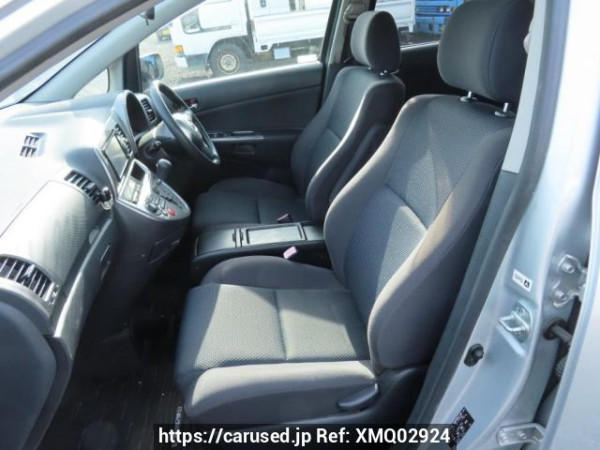 Used 2004 AT toyota wish ZNE10G Image[16]