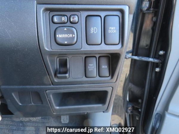Used 2005 AT toyota sienta NCP81G Image[29]