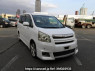 Used 2009 AT toyota noah ZRR70W Image[0]