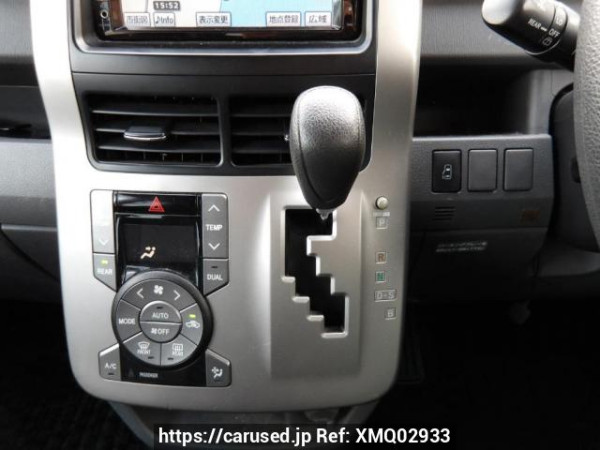 Used 2009 AT toyota noah ZRR70W Image[26]