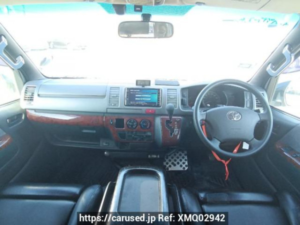 Used 2004 AT toyota hiace-van KDH200V Image[18]