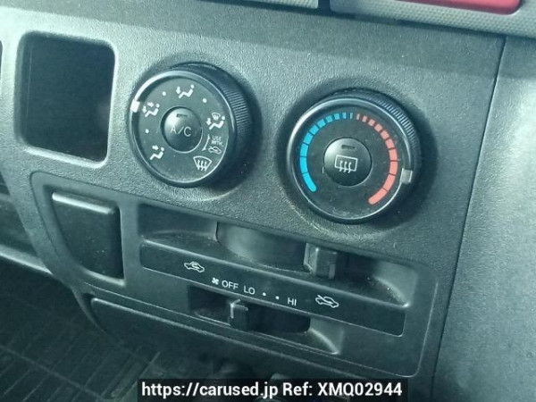 Used 2006 AT toyota hiace-van KDH200V Image[24]