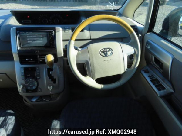 Used 2009 AT toyota noah ZRR70W Image[26]