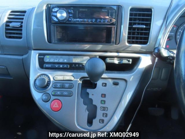 Used 2003 AT toyota wish ZNE10G Image[27]