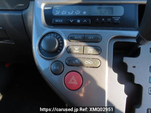 Used 2003 AT toyota wish ZNE10G Image[29]