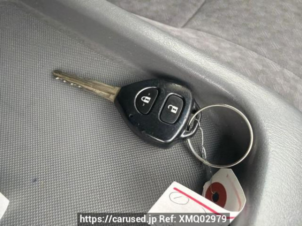 Used 2004 AT toyota hiace-van KDH205V Image[25]