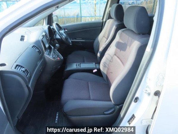 Used 2005 AT toyota wish ZNE10G Image[16]