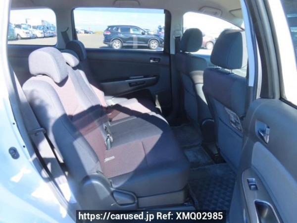 Used 2004 AT toyota wish ZNE10G Image[17]