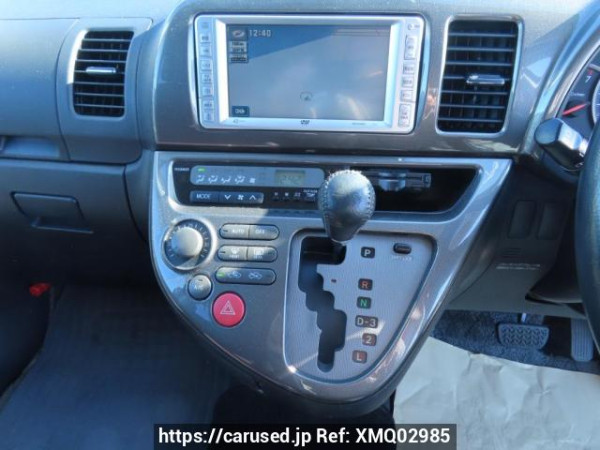Used 2004 AT toyota wish ZNE10G Image[27]