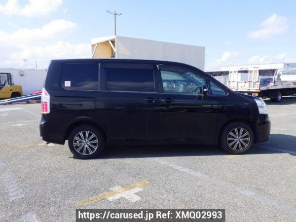 Used 2009 AT toyota noah ZRR70G Image[7]