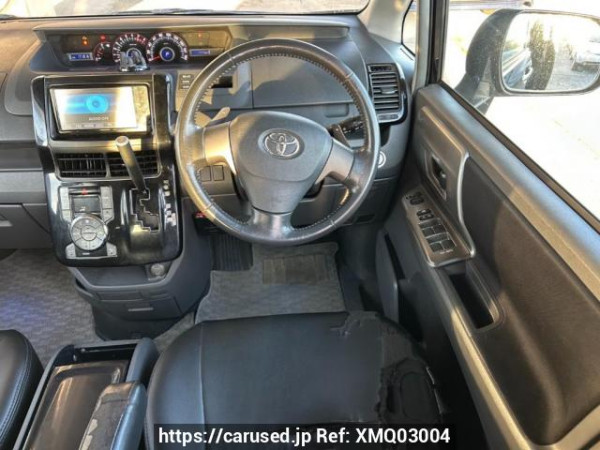 Used 2008 AT toyota noah ZRR70W Image[19]